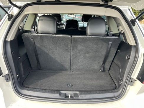 Used 2017 Dodge Journey Crossroad w/ Popular Equipment Group image 20