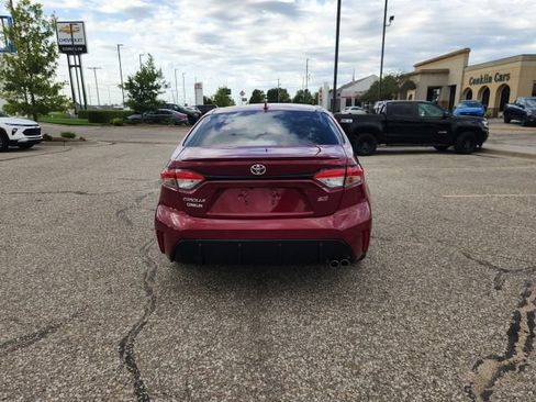 Used 2024 Toyota Corolla SE FWD image 16