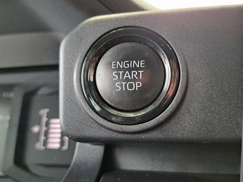 Used 2024 Toyota Tacoma SR RWD image 15