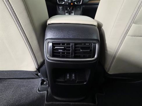 Used 2019 Honda CR-V Touring image 45