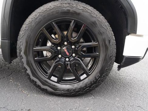 Used 2024 GMC Sierra 1500 Elevation image 45