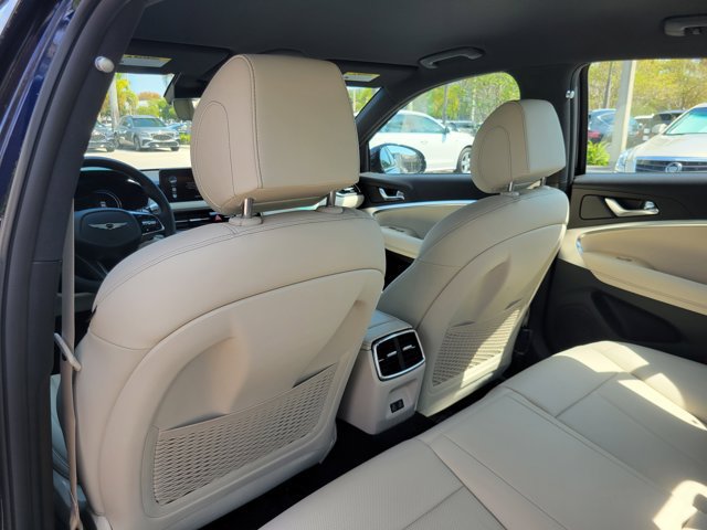Used 2026 Genesis G70 2.5T RWD image 7