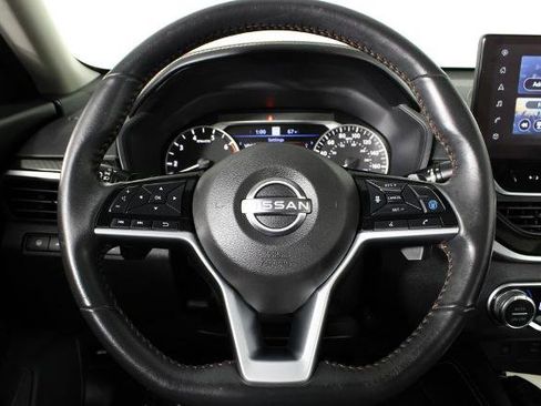 Certified 2023 Nissan Altima 2.0 SR image 10