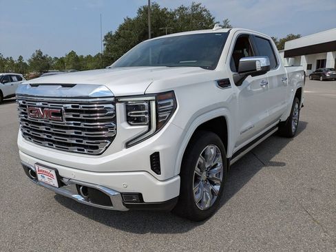 Used 2022 GMC Sierra 1500 Denali w/ Denali Reserve Package AWD/4WD image 10
