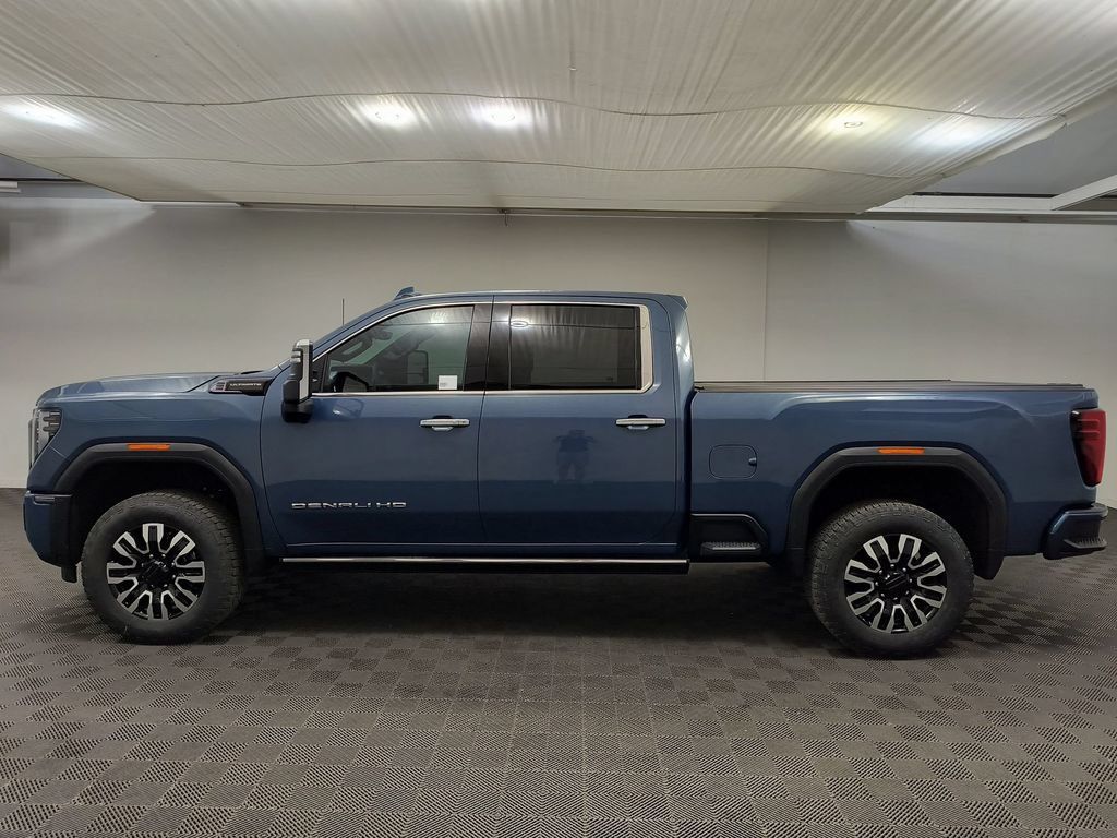 Used 2026 GMC Sierra 2500 Denali Ultimate AWD/4WD image 2
