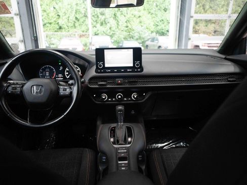 Used 2025 Honda HR-V Sport image 20