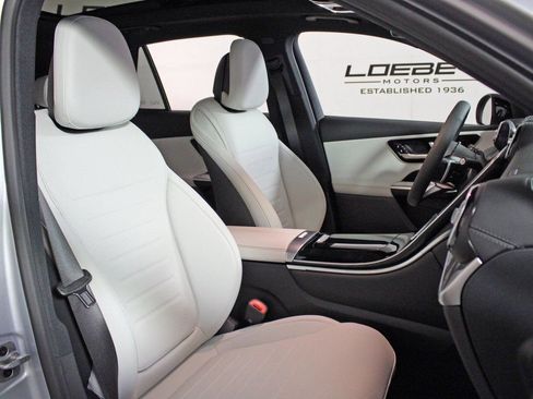 Certified 2026 Mercedes-Benz GLC 300 4MATIC image 31