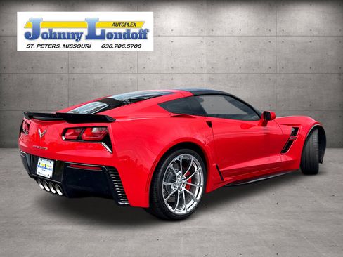 Used 2017 Chevrolet Corvette Grand Sport RWD image 2