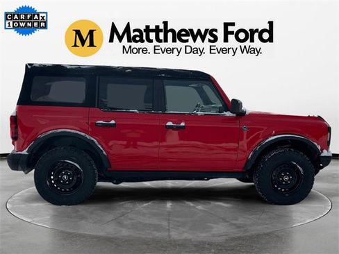 Used 2023 Ford Bronco Black Diamond image 6
