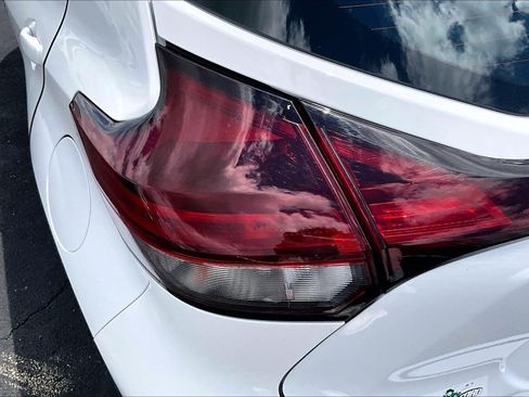 Used 2023 Nissan Kicks SV FWD image 28