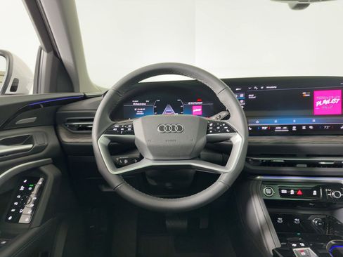 New 2025 Audi Q5 Premium Plus image 22
