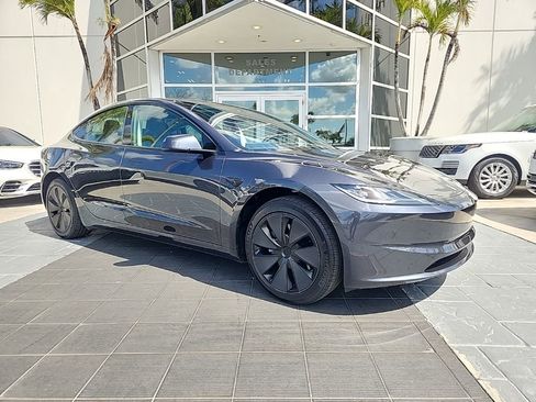 Used 2025 Tesla Model 3 Long Range image 1