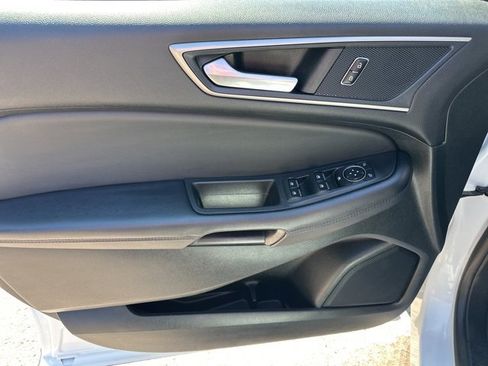 Used 2023 Ford Edge SEL image 30