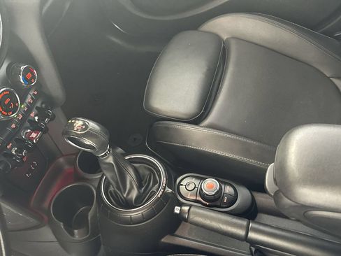 Used 2016 MINI Cooper 4-Door Hardtop FWD image 21