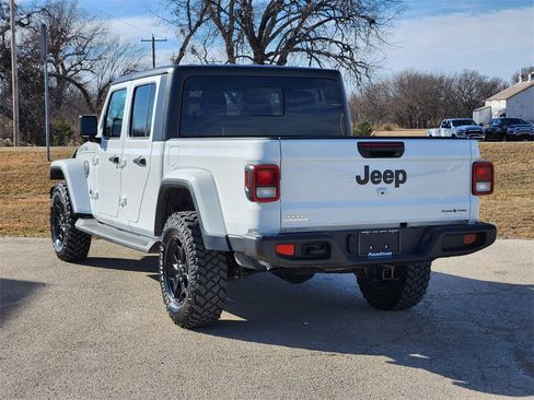 Used 2021 Jeep Gladiator Sport image 5