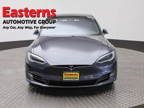 Used 2018 Tesla Model S 100D AWD/4WD image 2