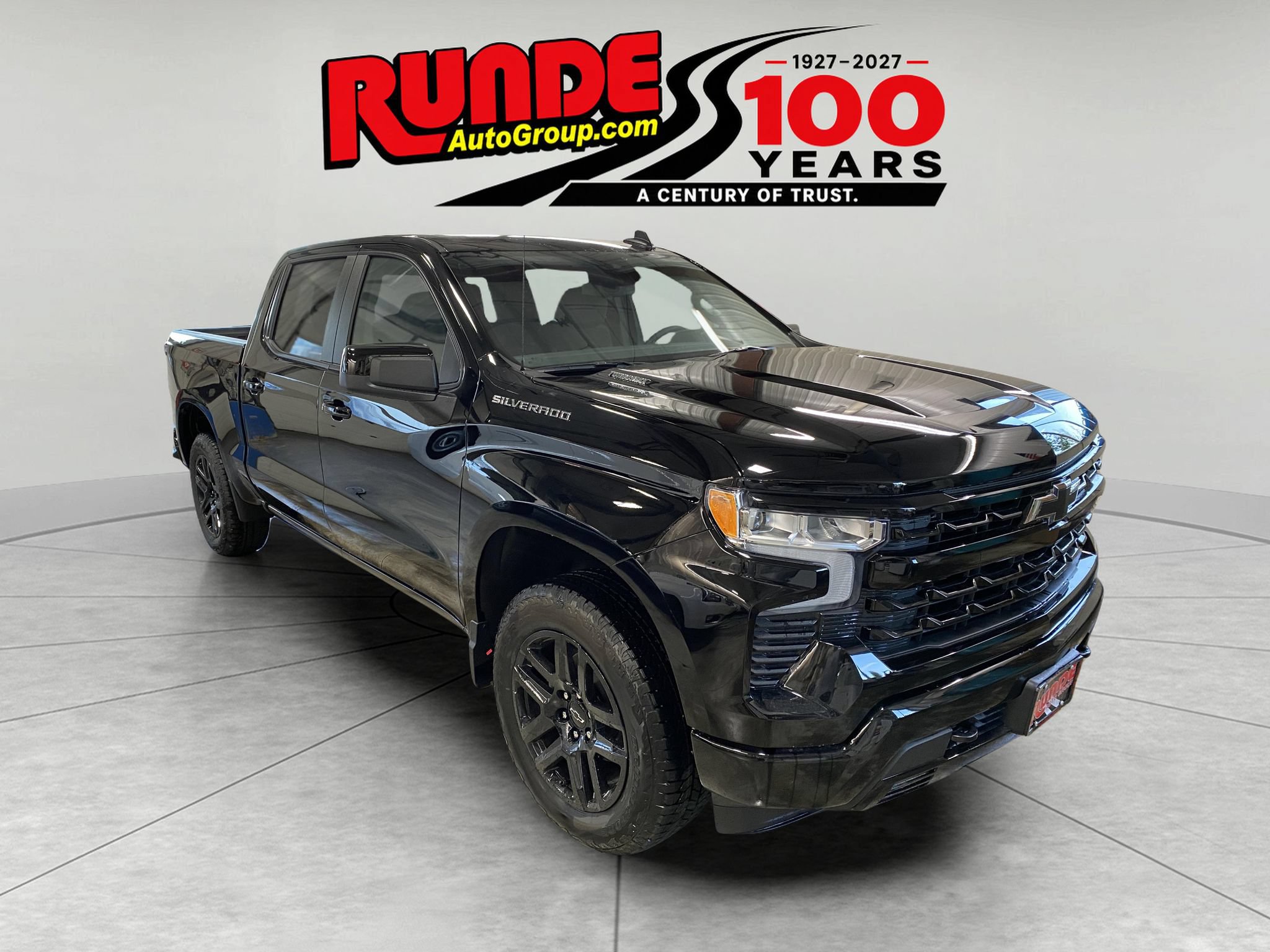 New 2026 Chevrolet Silverado 1500 RST w/ RST Select Package AWD/4WD image 1