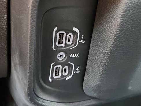 New 2025 RAM 1500 Big Horn AWD/4WD image 17
