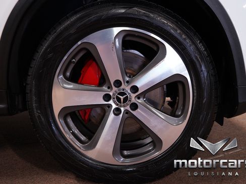 Used 2017 Mercedes-Benz GLC 300 4MATIC Coupe image 19