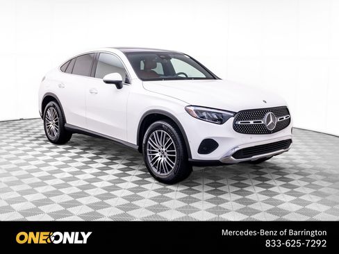 Used 2025 Mercedes-Benz GLC 300 4MATIC image 7