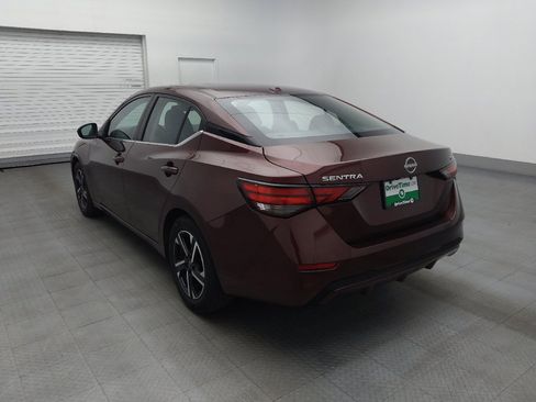 Used 2024 Nissan Sentra SV FWD image 5