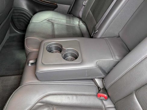 Used 2019 Ford Taurus Limited AWD/4WD image 17