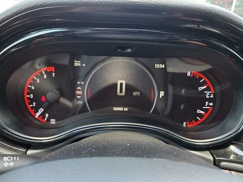Used 2025 Dodge Durango GT AWD/4WD image 18