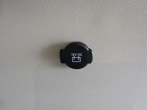 Used 2024 Chrysler Pacifica Touring-L FWD image 31