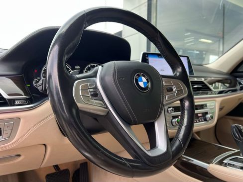 Used 2016 BMW 740i image 57