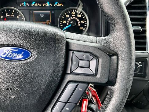 Used 2016 Ford F150 XLT w/ Equipment Group 301A Mid image 25