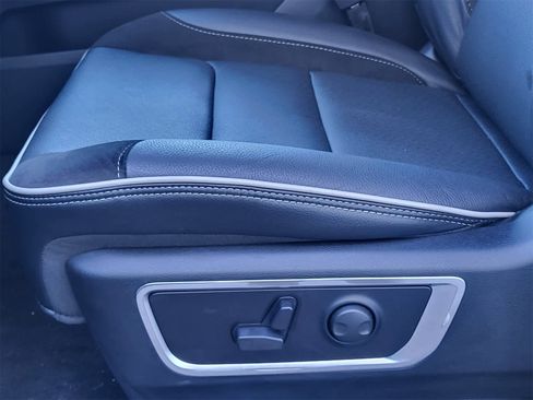 New 2026 RAM 1500 Laramie image 18