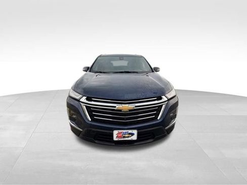 Certified 2023 Chevrolet Traverse LT w/ LT Premium Package image 3