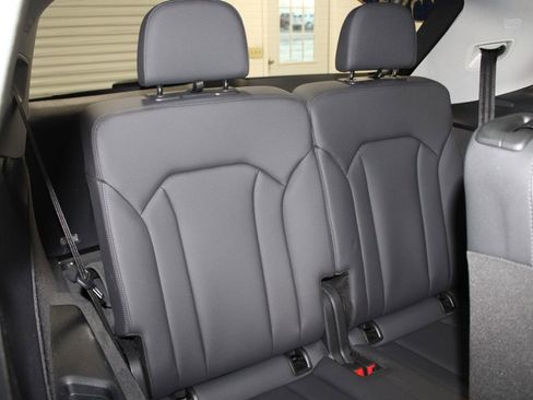 Used 2023 Audi Q7 3.0T Premium Plus image 33