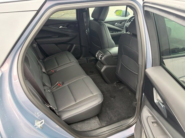 Used 2024 Chevrolet Blazer EV LT AWD/4WD image 13