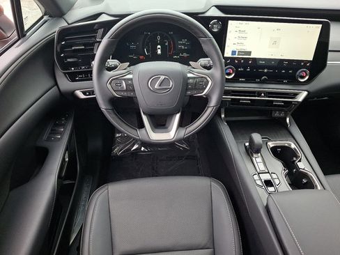 Used 2025 Lexus RX 350 AWD image 12