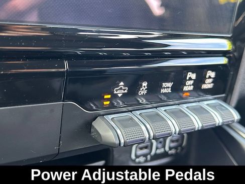 Used 2021 RAM 1500 Rebel w/ Rebel Level 2 Equipment Group AWD/4WD image 34