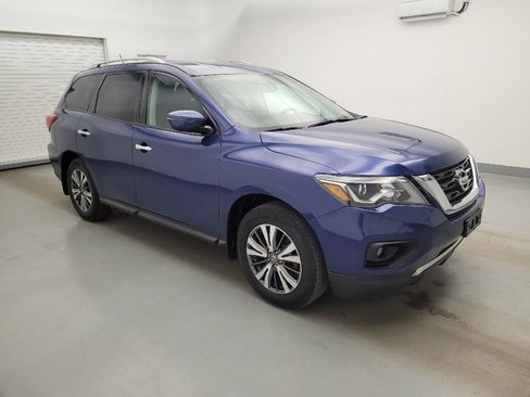 Used 2017 Nissan Pathfinder SV AWD/4WD image 11