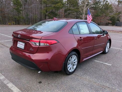 New 2026 Toyota Corolla LE image 4