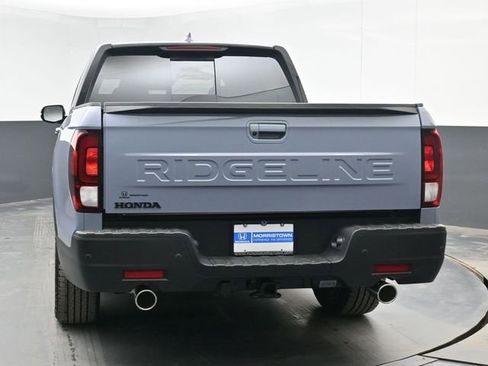 New 2026 Honda Ridgeline Black Edition image 9