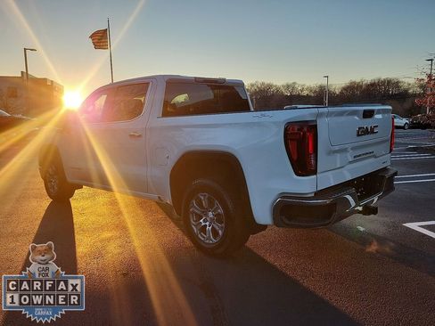 Used 2025 GMC Sierra 1500 SLT image 3