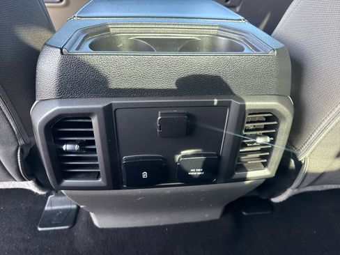 Used 2019 Ford F250 XLT w/ XLT Premium Package image 30