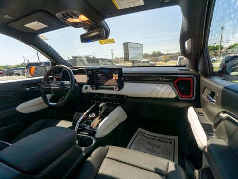 Used 2023 GMC Canyon AT4X image 35