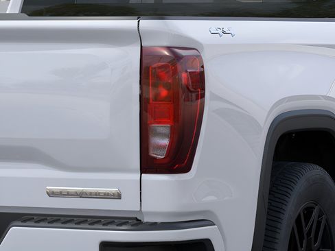 Used 2026 GMC Sierra 1500 Elevation AWD/4WD image 11