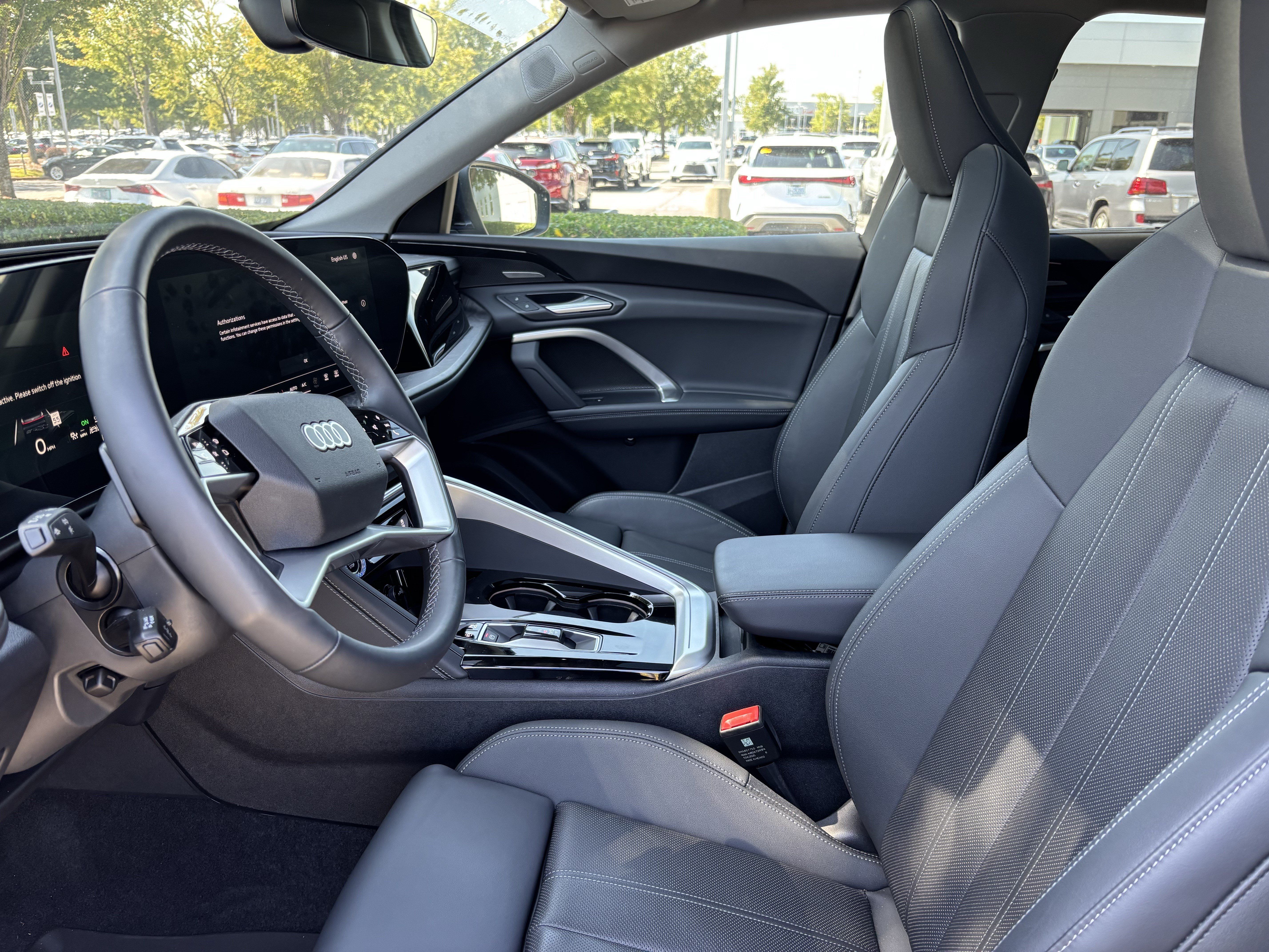 Used 2025 Audi Q5 Premium Plus AWD/4WD image 16