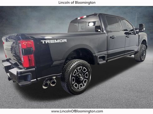 Used 2026 Ford F350 Platinum w/ Tremor Off-Road Package AWD/4WD image 7