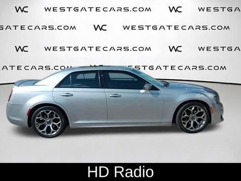 Used 2018 Chrysler 300 S w/ 300S Premium Group RWD image 13