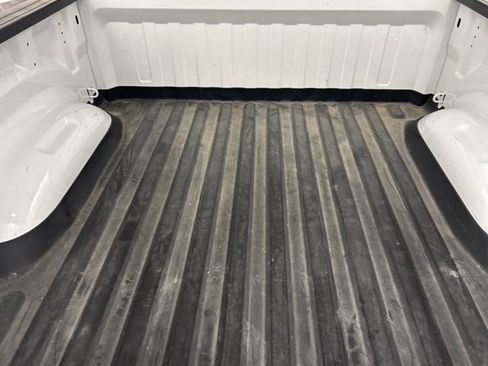 Used 2022 RAM 1500 Laramie image 32