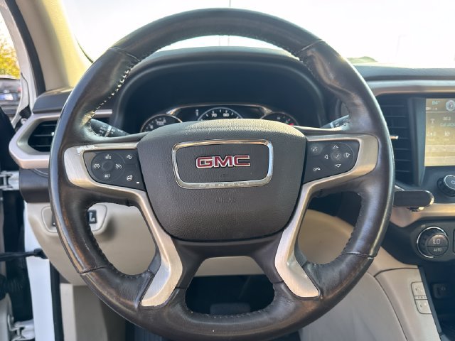 Used 2017 GMC Acadia Denali w/ Technology Package FWD image 24
