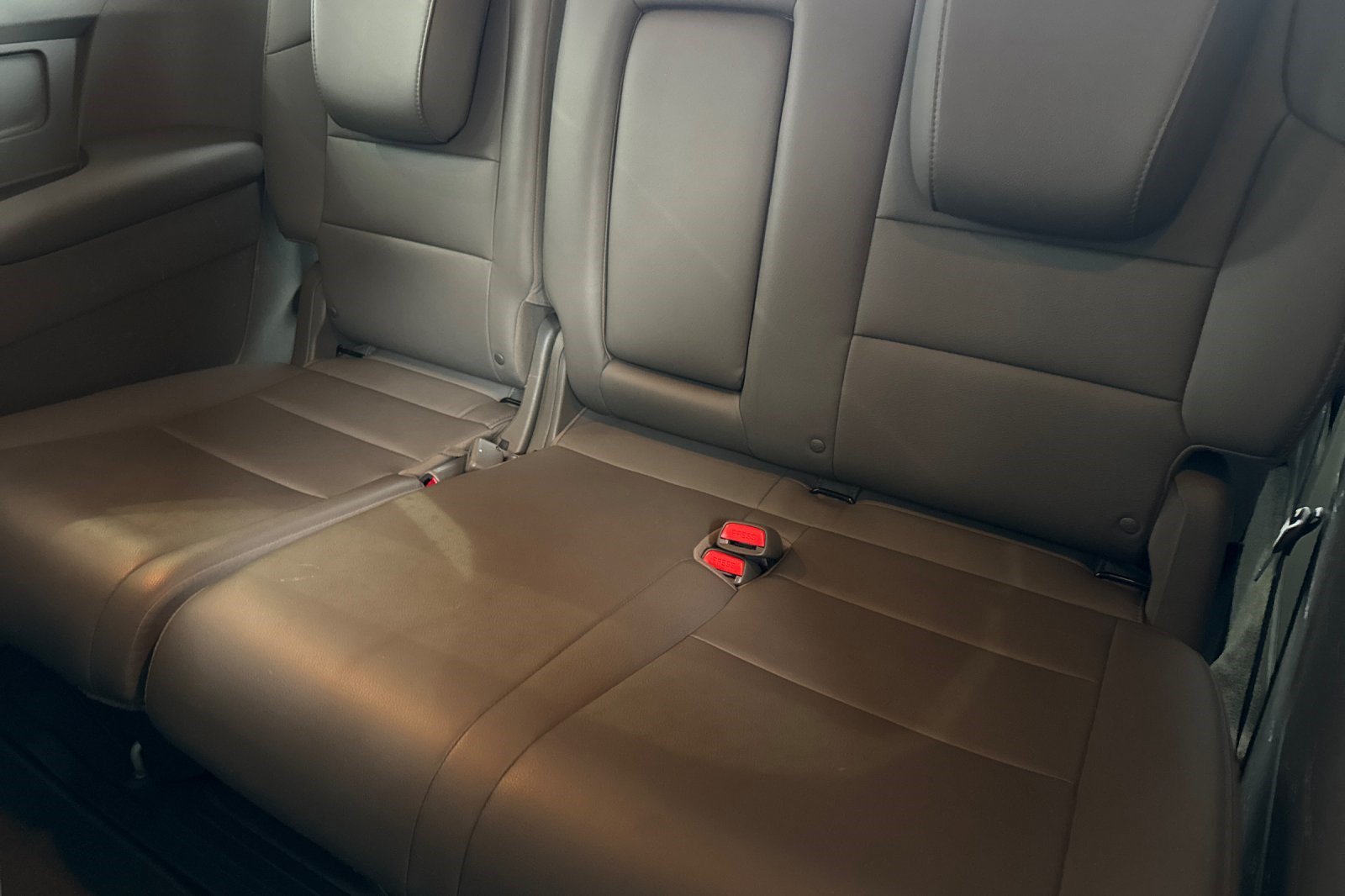 Used 2012 Honda Odyssey Touring image 19