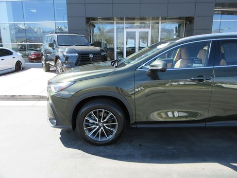 Used 2026 Lexus NX 350h AWD w/ Accessory Package (Z1) image 2